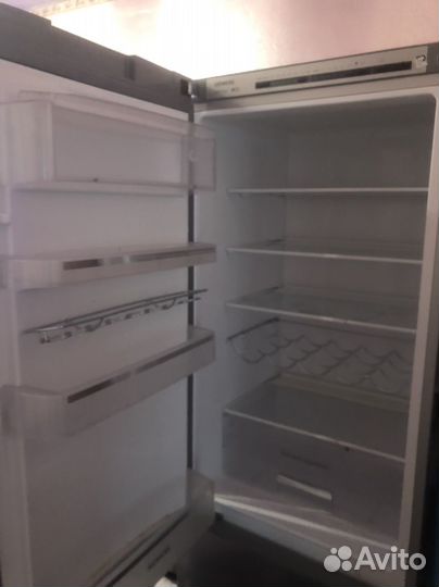 Холодильник siemens