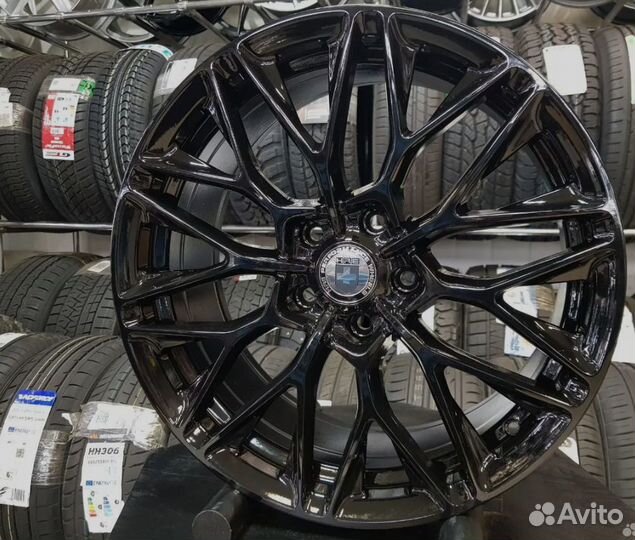 Диск RS HRE Forged P200 5X112 8X18 d66,6 GBlack