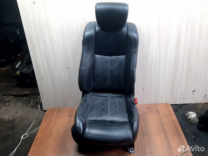 Сидение переднее правое Infiniti FX50 S51 с2008-20