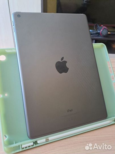 Планшет apple iPad 7 + ручка