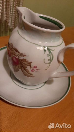 Молочник+блюдце Дулёво