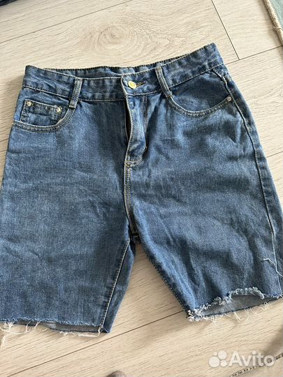 Шорты бермуды, беж и джинсовые