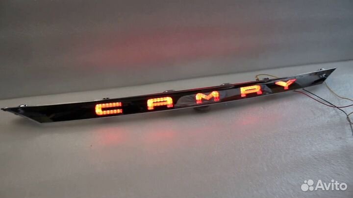 Toyota Camry 70 LED Планка на заднюю дверь F4CN8