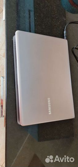 Ноутбук samsung