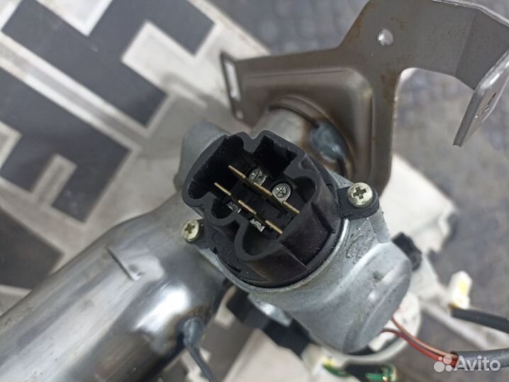 Рулевая колонка Nissan Primera P12