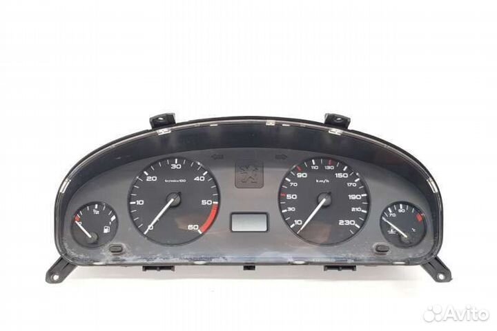 Приборная панель Peugeot 406
