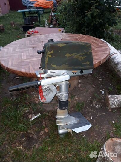 Лодочный мотор 4х тактный 4 л.с