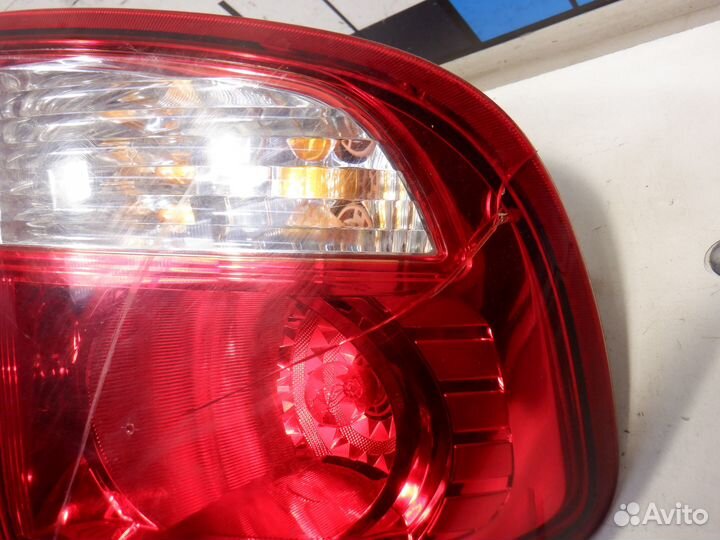 Фонарь задний наружный левый Ssang Yong Kyron