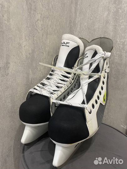 Новые хоккейные коньки Graf Super 105