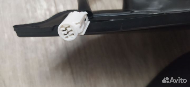 Зеркало Левое Toyota Corolla E150 2006-2010