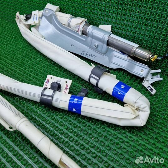 Подушка безопасности боковая (шторка) левая