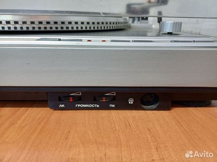 Проигрыватель винила вега эп-110 СССР