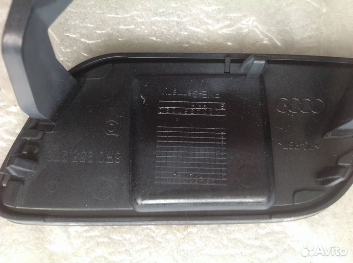 Крышка форсунки омывателя фары Audi Q5 09-15