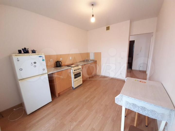 1-к. квартира, 38 м², 13/16 эт.