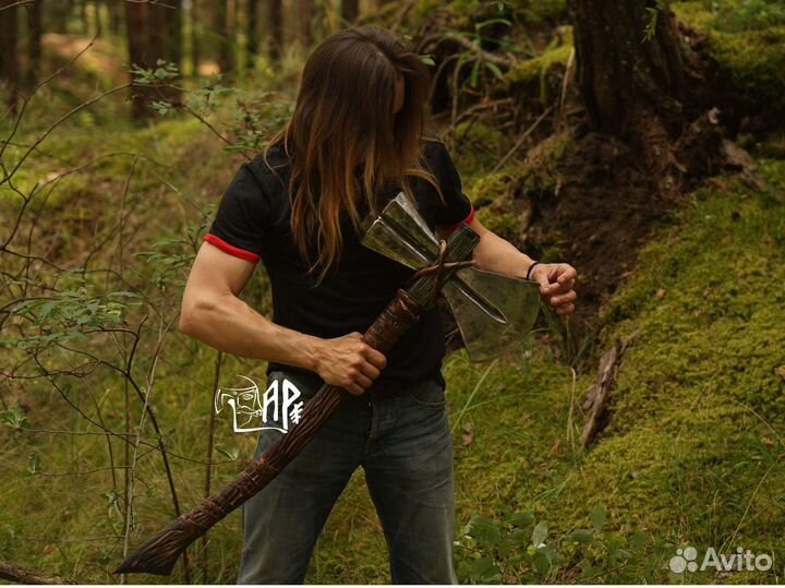 Топор кованый двусторонний Гром