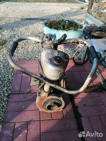 Бензопила Дружба Алтай,б/у,комплектующие для пилы