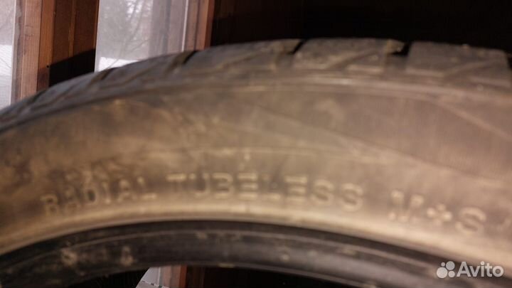 RoadX RX Frost WC01 295/35 R21