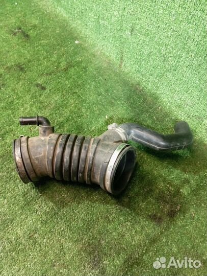 Патрубок воздушного фильтра Chevrolet Epica