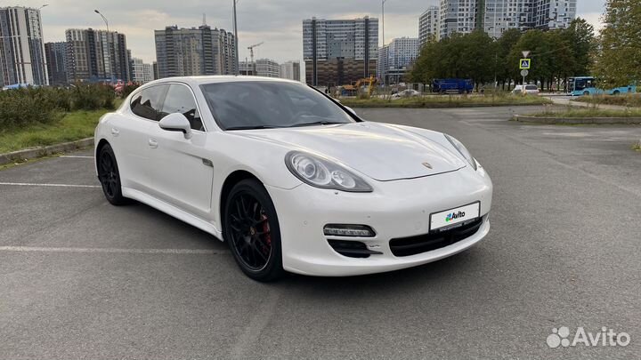 Porsche Panamera GTS 2009