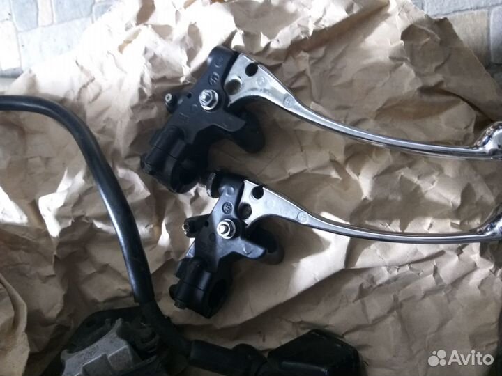 Ручки сцепления на мотоцикл