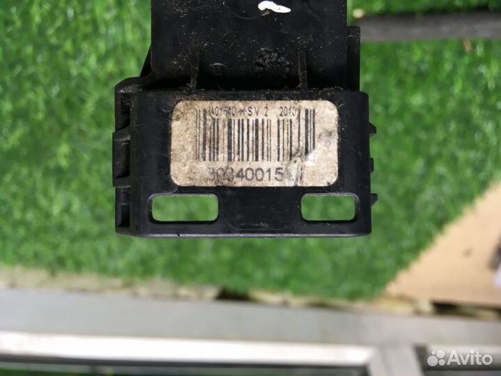 Замок двери задней левой Peugeot 308