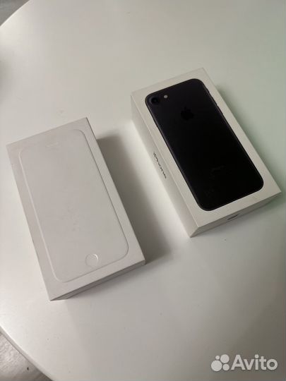 Коробка от iPhone 6 и iPhone 7