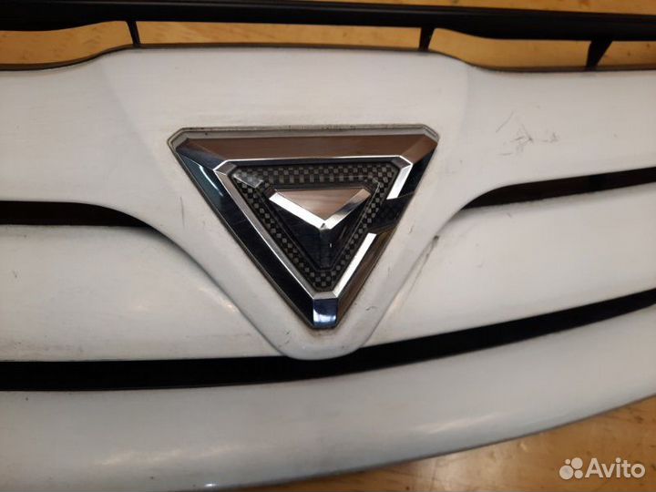 Решетка радиатора toyota caldina
