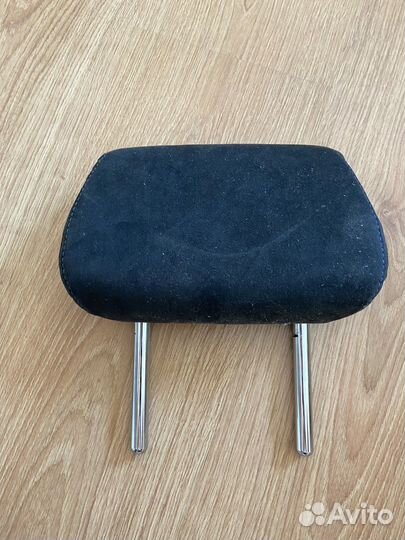 Подголовник задний центральный от bmw f30