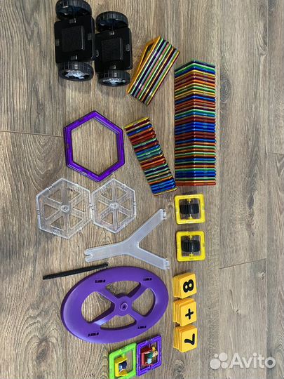 Магнитные конструкторы Magformers и Магникон