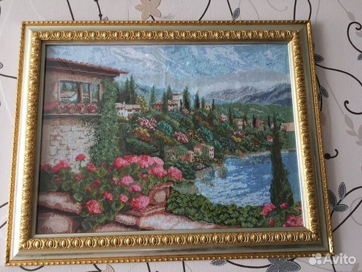 Картина вышитая крестиком