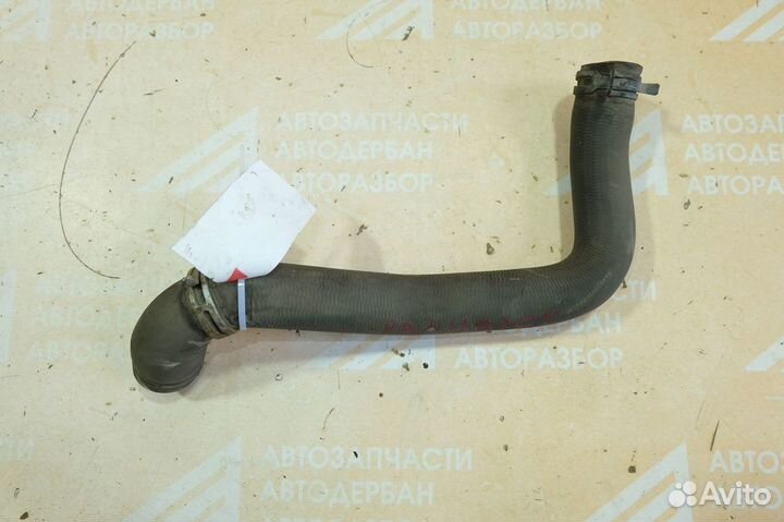 Патрубок радиатора Renault Logan 2 2014