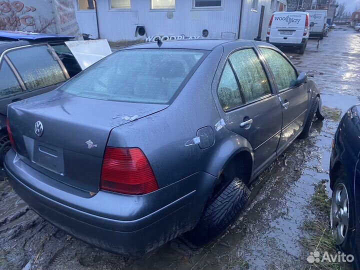 Запчасти на volkswagen bora jetta