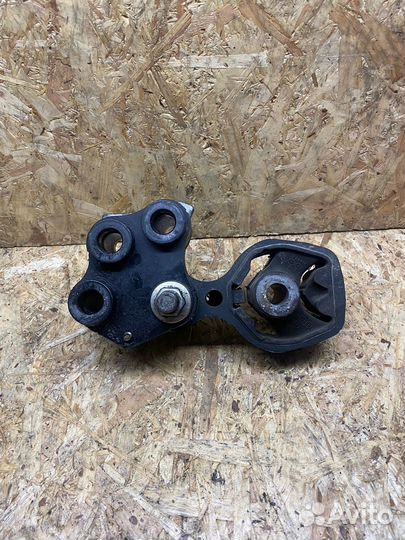 Подушка крепления кпп задняя Mazda 6 GJ