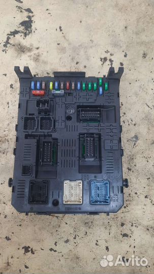 Блок предохранителей peugeot 308