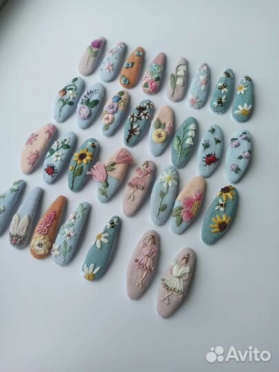 Заколки с вышивкой