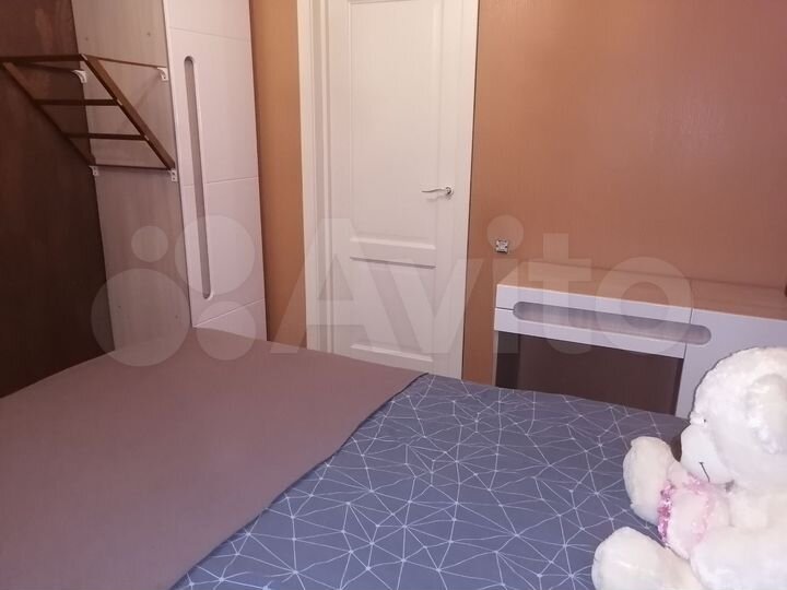 4-к. квартира, 63 м², 4/9 эт.