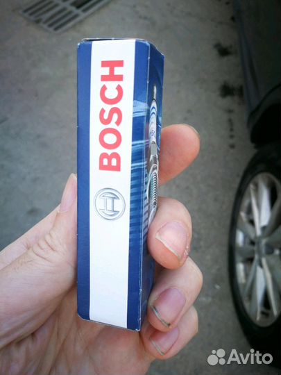 Свеча зажигания Bosch