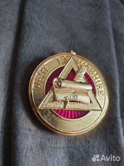 Коллекционные значки из Англии, 70+ шт + Масон