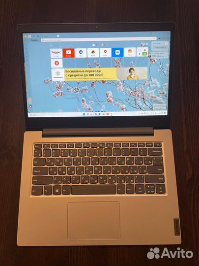 Ноутбук Lenovo ideapad