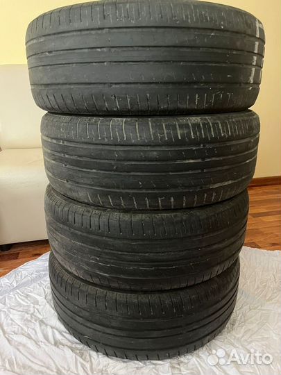 Yokohama BluEarth AE50 235/55 R18