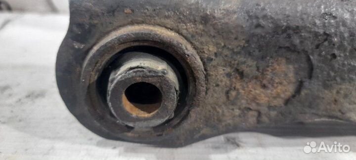 Рычаг Лансер 9