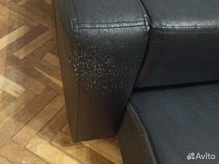 Угловой диван бу, кожзам икеа