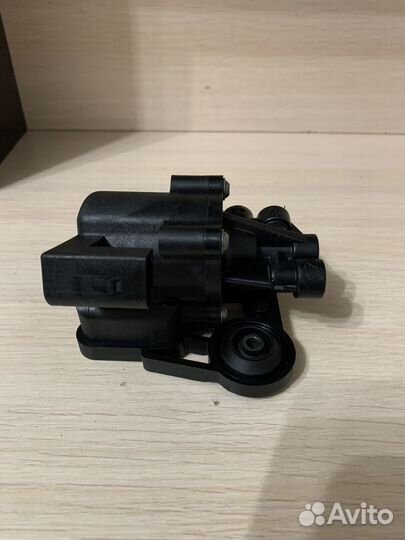 Клапан пневматический Land Rover Range Rover