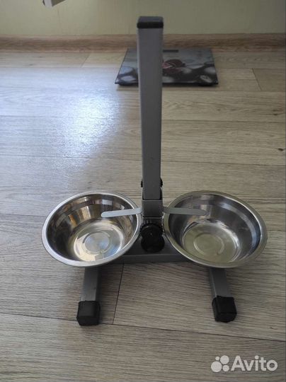 Миски для животных на подставке