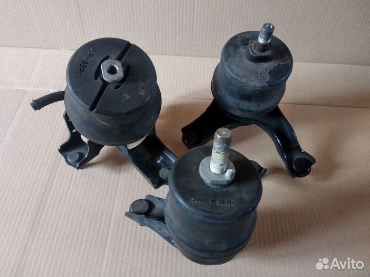 Подушки двигателя Lexus RX 300 350 450