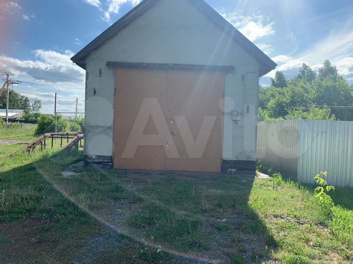 Гараж, > 30 м²