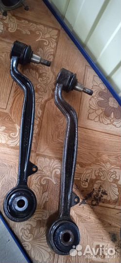 Рычаг передний Range Rover 4.2