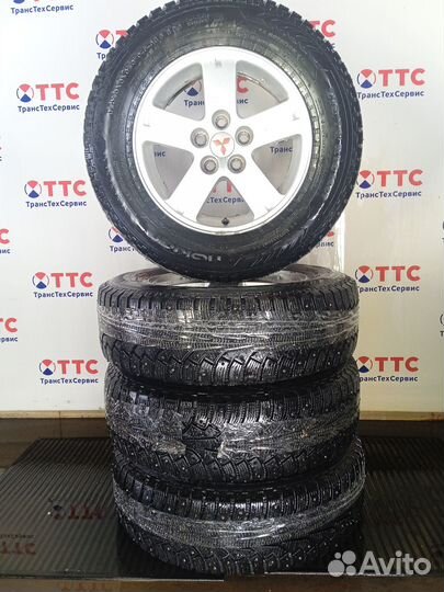 Колеса Б\У Nokian Hakkapeliitta 5 215/70 R16 100T