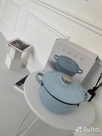 Кастрюля чугунная