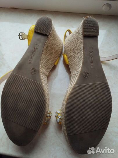 Босоножки женские б/у